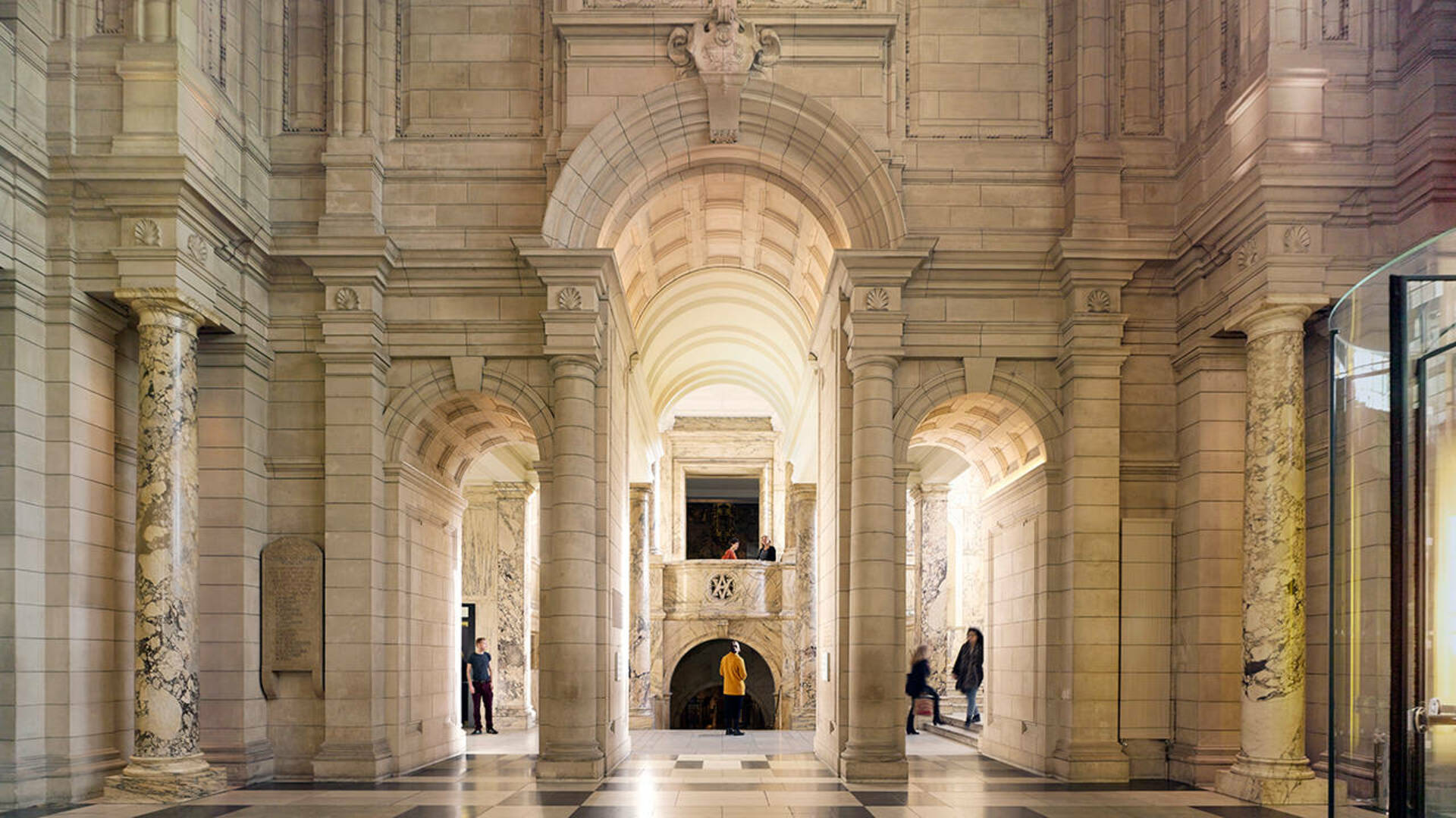 V&A