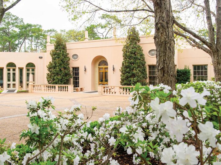 Rienzi, MFA, Houston