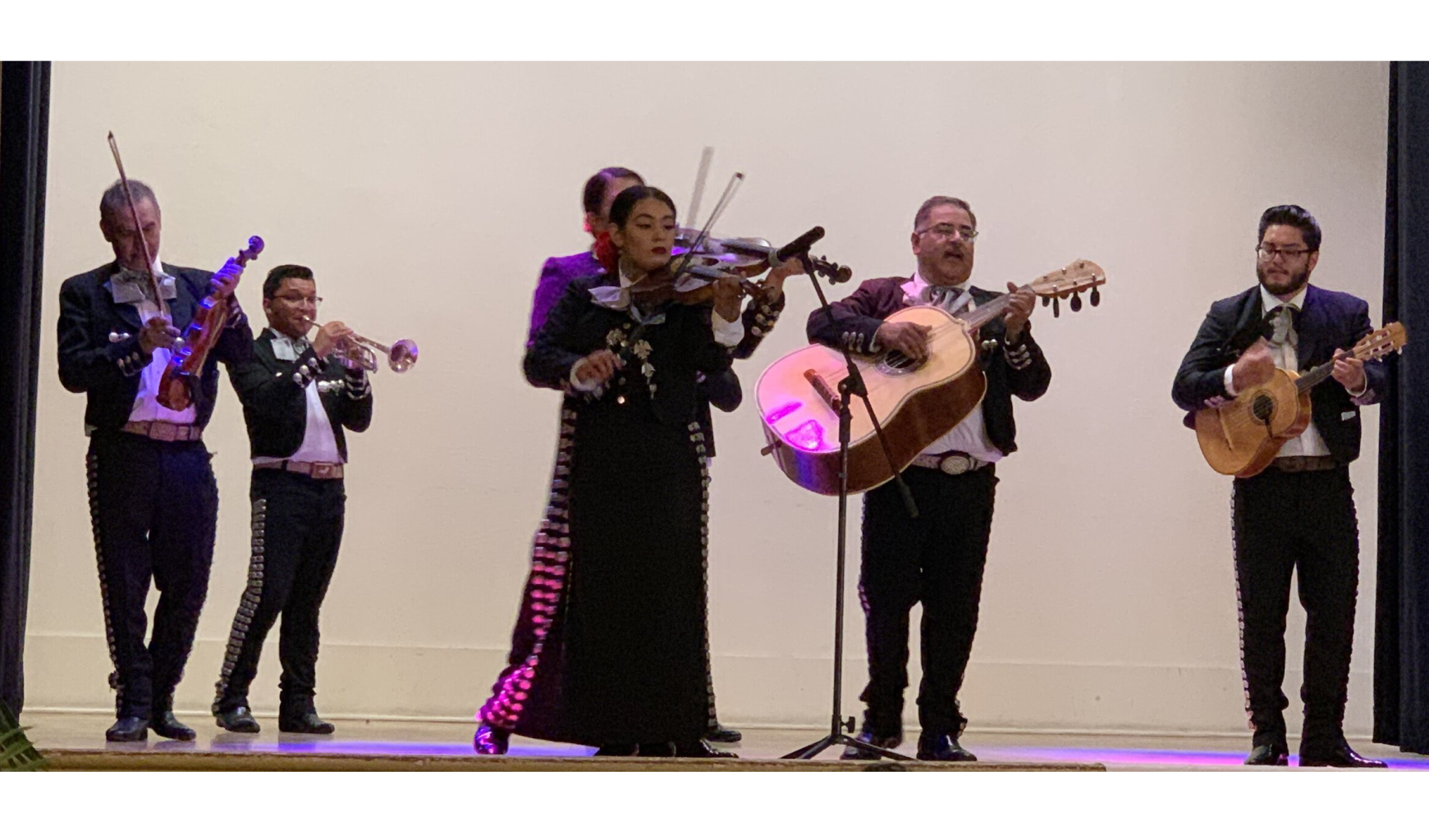 Mariachi+las+olas+de+santa+barbara_main.png