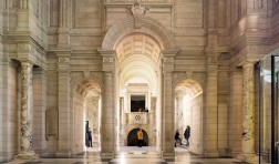 V&A