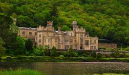 Kylemore Abbey, county Galway