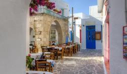 Milos-Plaka Alley-dreamstime m 27027863