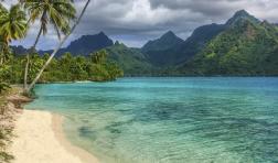 Moorea's Idyllic Opunohu Bay 
